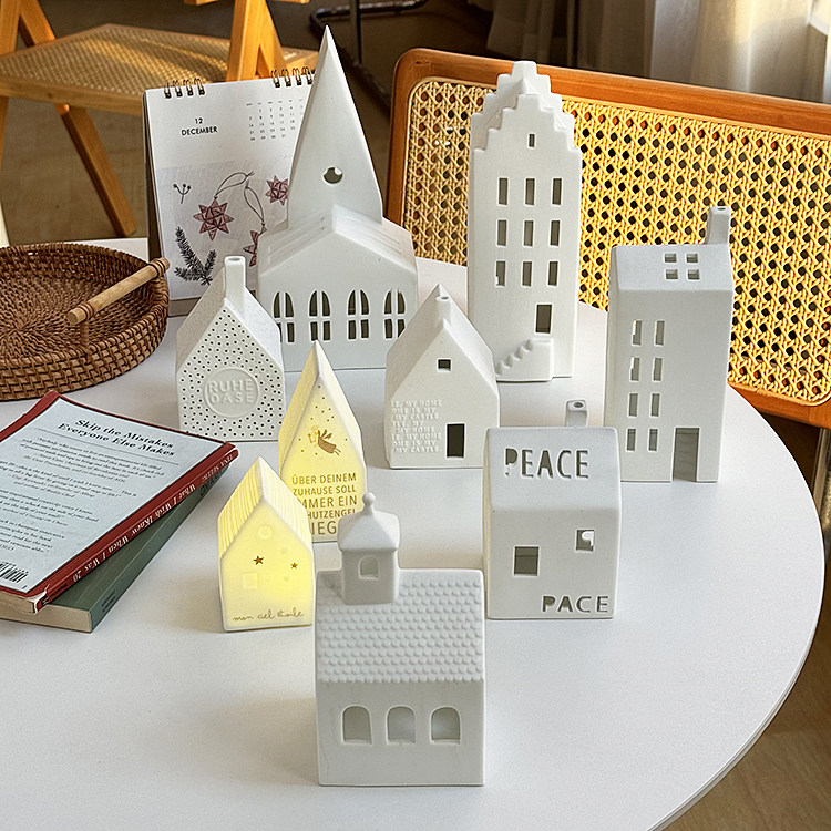 安木良品 外贸出口 北欧ins小房子创意陶瓷摆件发光香薰蜡烛罩座