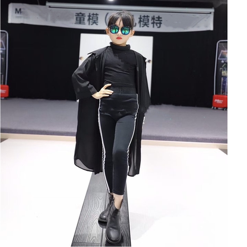 儿童模特训练服女童披风T台走秀