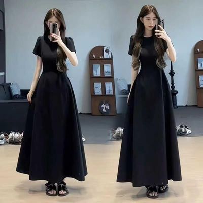 绿色连衣裙女夏季2025新款法式气质高级感裙子收腰显瘦礼服裙长裙