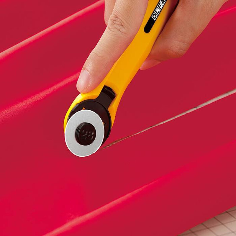 日本olfa旋转式切割刀虚线滚刀裁纸刀皮革刀rty皮筋裁布滚轮刀