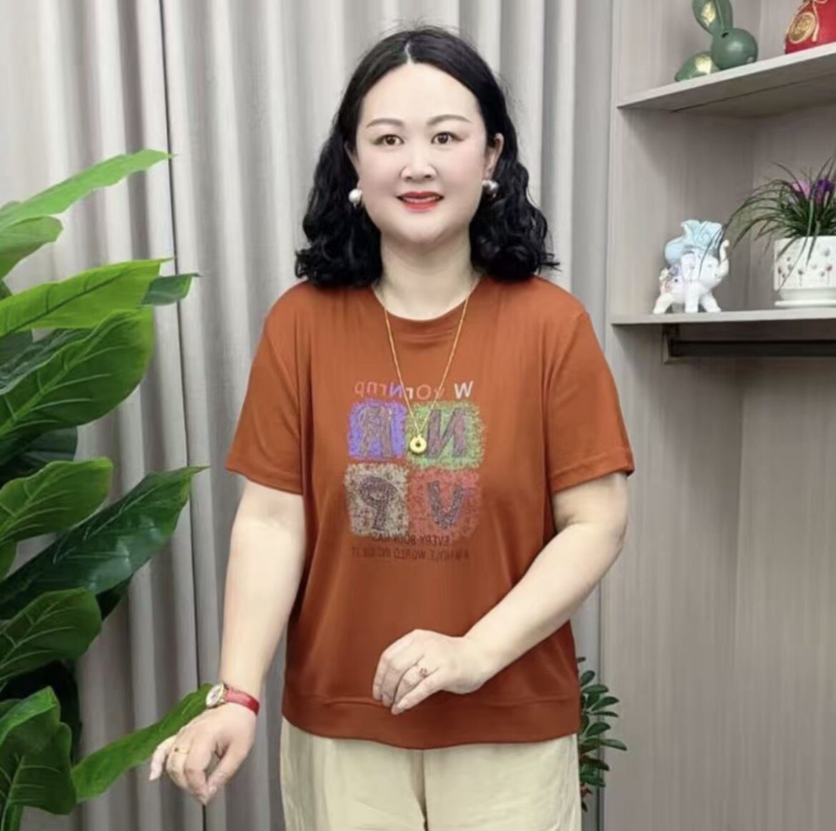 时尚妈妈装印花字母圆领短袖T恤夏装新款半袖小衫洋气中老年上衣