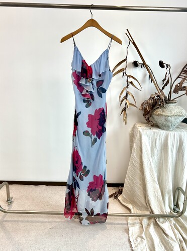 未定义-时髦复古印花吊带连衣裙度假风收腰显瘦长裙蓝色雪纺裙