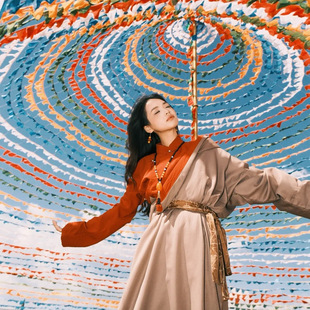 青稞暮色藏布拉2025新款藏族服装女款藏袍藏式舞蹈服饰旅拍服装