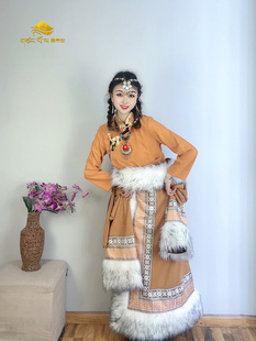 藏装女式袍子藏族服装新款民族风西藏云南旅拍打卡写真旅游演出服