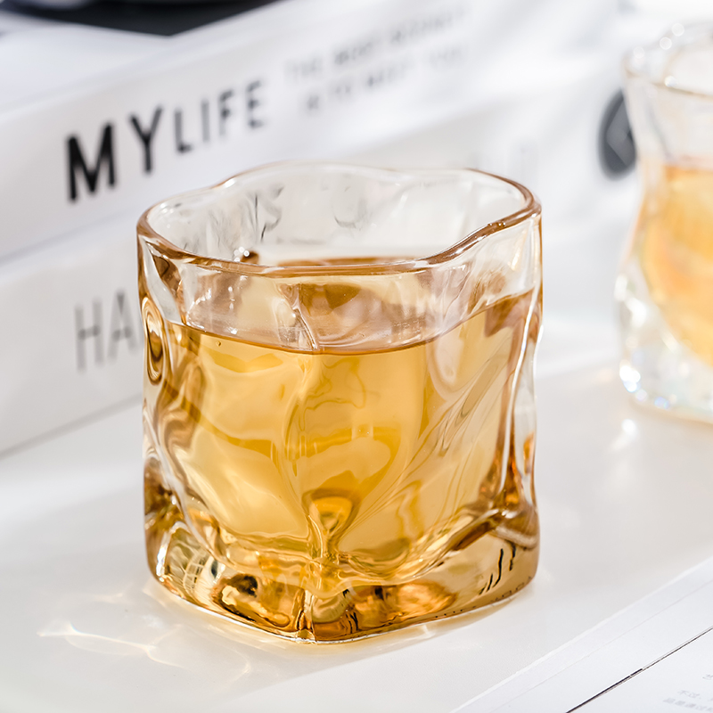 小众玻璃威士忌酒杯异形扭曲杯
