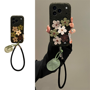 ins风绿色花朵适用苹果17pro手机壳三星s25秋冬opporeno15立体vivox300绒布华为mate80荣耀500小米17红米k90
