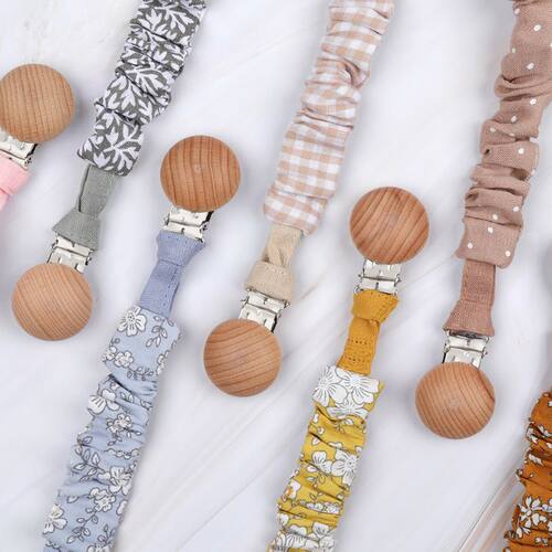 Cotton Linen Baby Pacifier Clip Chain Beech Wood Pacifier Cl