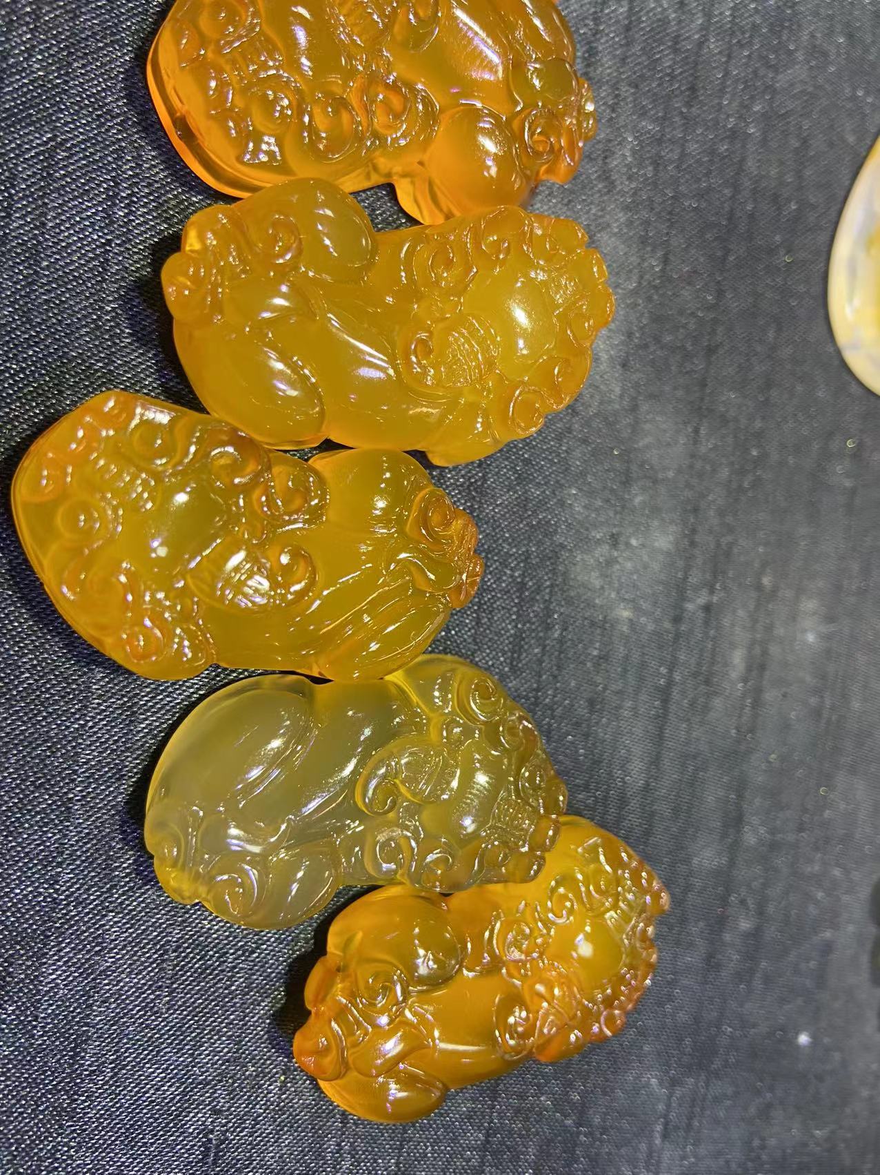 玛瑙蜜糖女玉髓蜜糖貔貅放漏