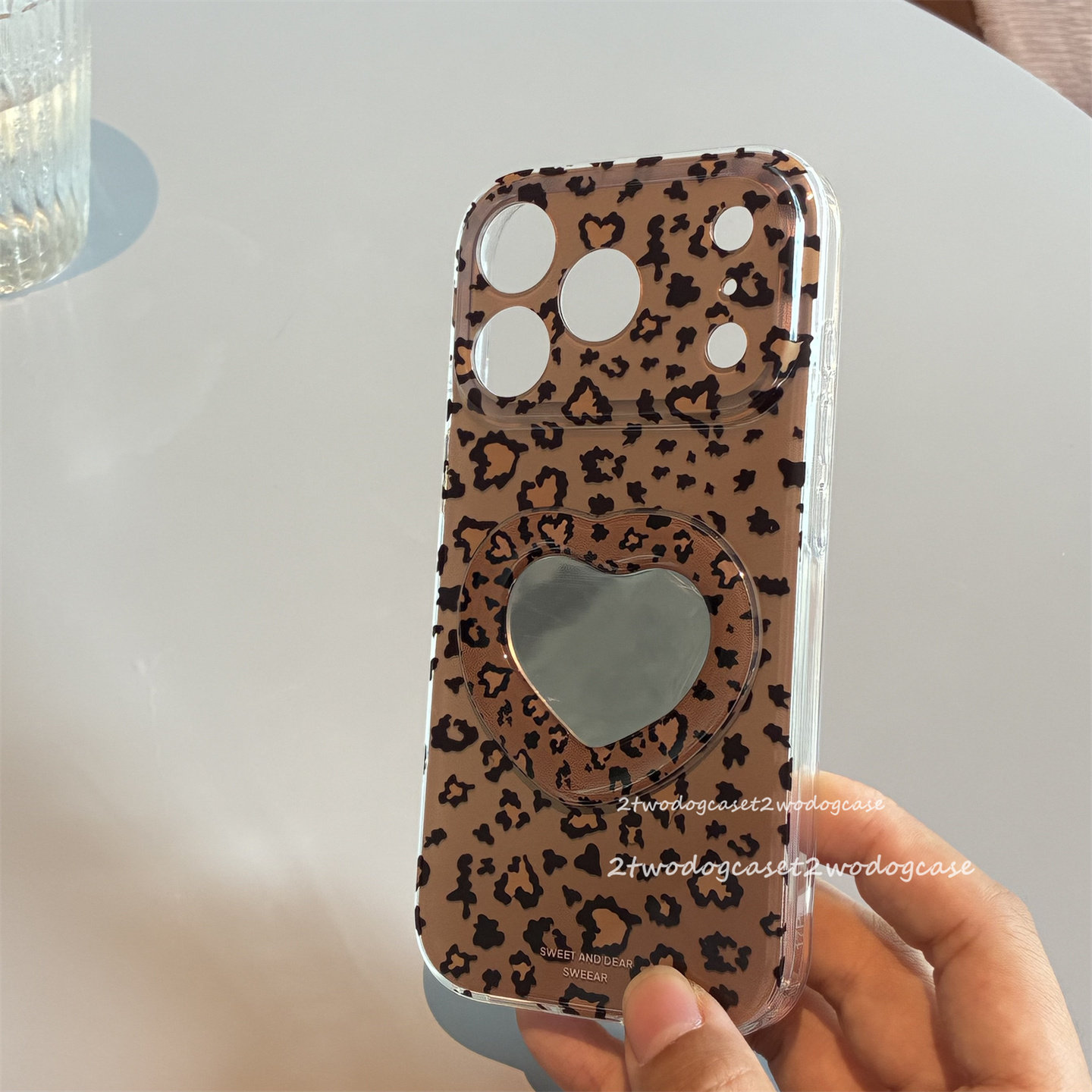 焦糖棕色秋冬爱心豹纹17promax爱心镜子创意贴片补妆好看16pro/15PROMAX/14新款挂绳孔镜头旁边设计透明边,3C数码配件,手机保护套/壳,淘宝优惠券,粉丝福利购,淘宝优惠卷