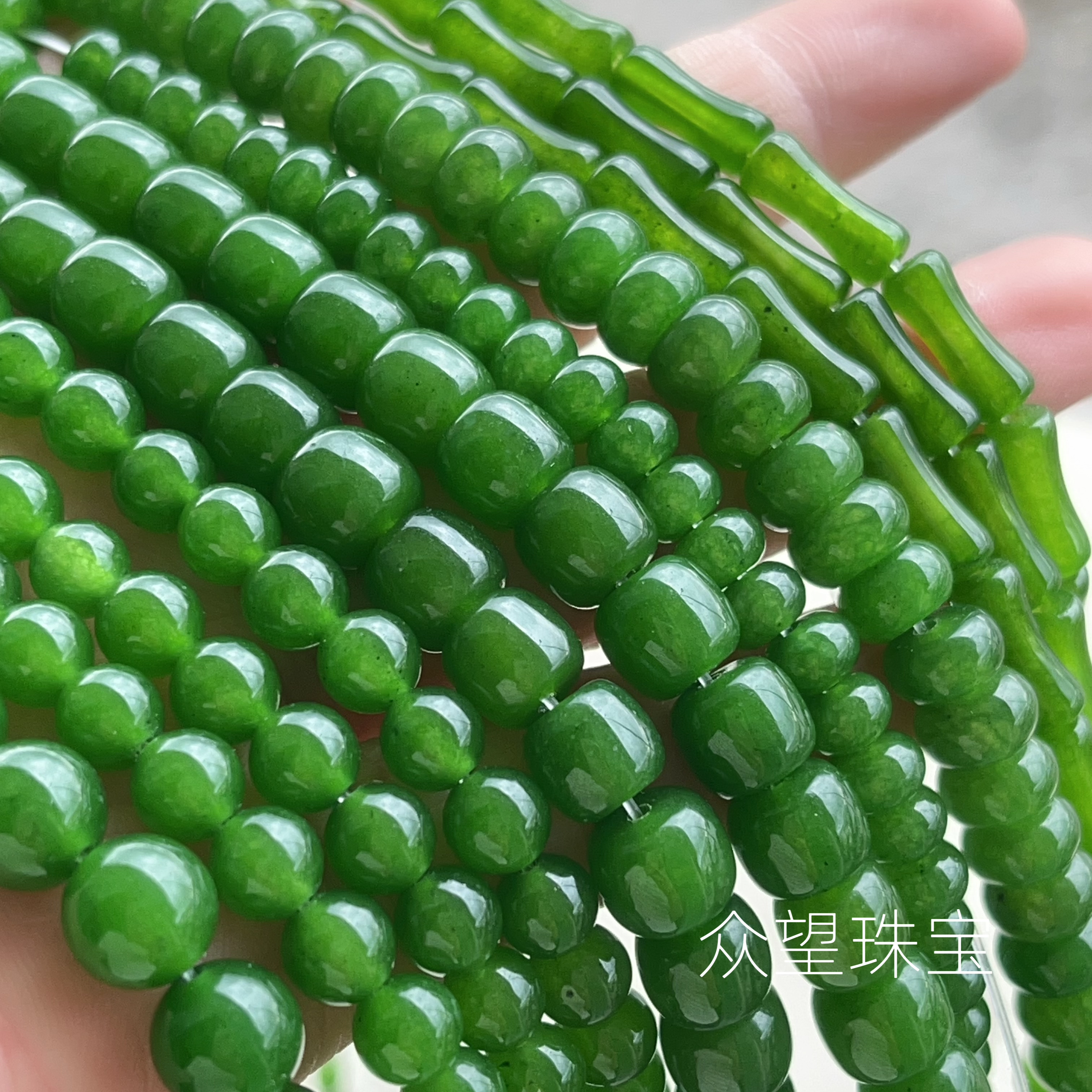 优化俄罗斯碧玉散珠 菠菜绿玉髓白玉加色圆珠 diy手链项链配件图片