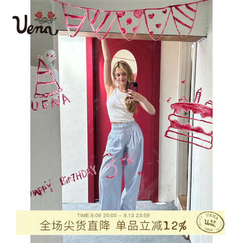 Uena字母蕾丝布标挖肩背心