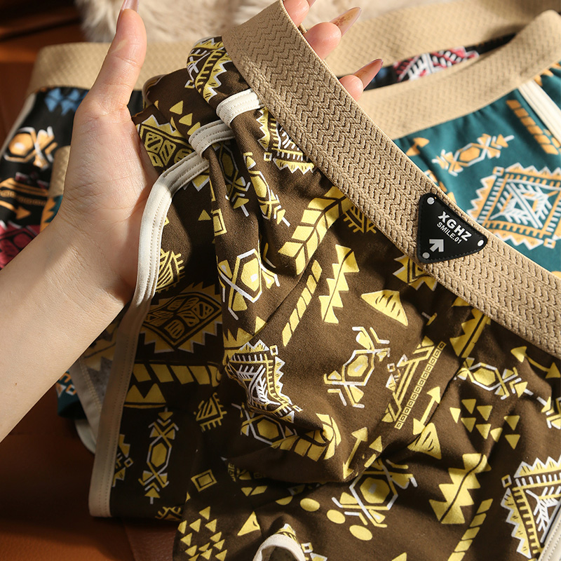 个性卡通青少年男生短裤衩