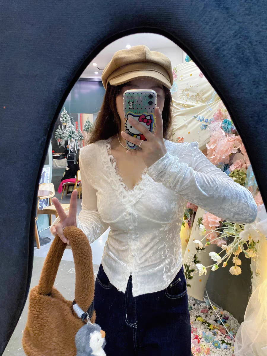 三吉【花下眠】蕾丝绒打底衫女2024新秋冬内搭可外穿长袖上衣