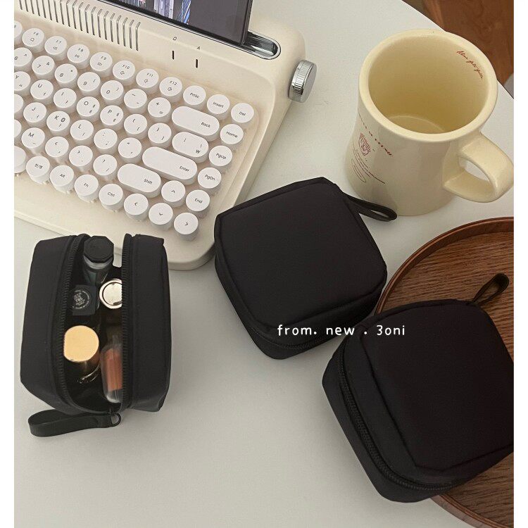 高级黑色迷你小方包～纯色尼龙口红粉饼眼药水耳机小号便携收纳袋