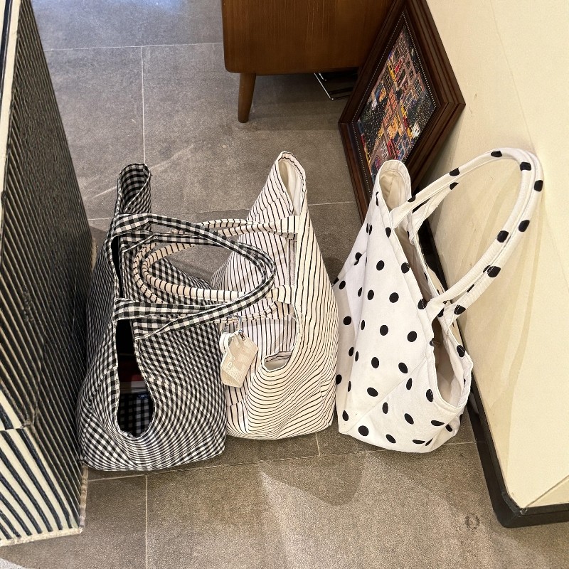 斜挎包帆布包包女款红色手提通勤单肩包女大容量日常通勤百搭外出