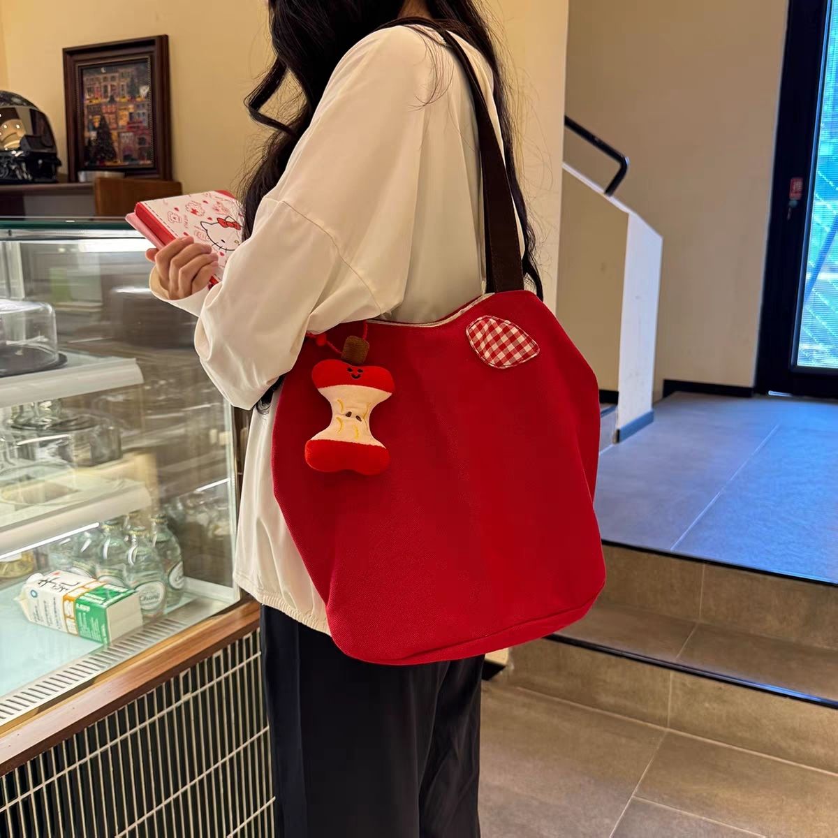 新款2025大容量红色单肩