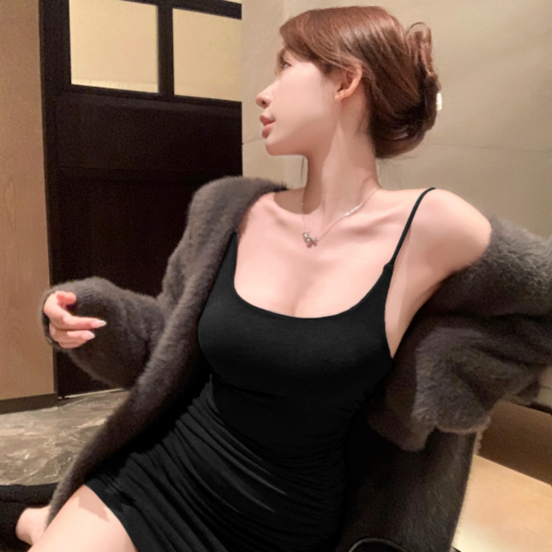 紧身性感吊带连衣裙夏季新款女装辣妹内搭褶皱背心打底包臀短裙女