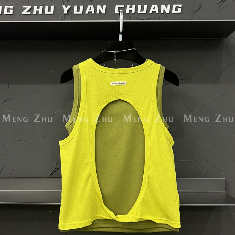 高端欧货夏季新款休闲时尚百搭U领吊带背心女外穿打底两件套上衣