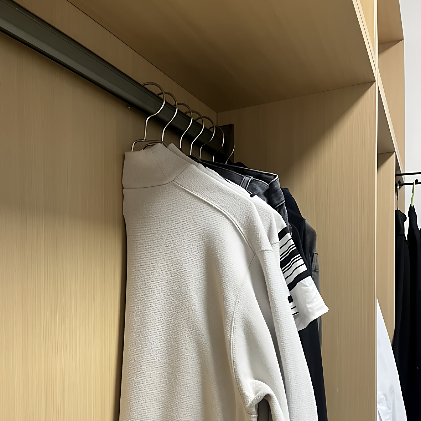 旋转折叠衣架不锈钢防滑无痕便携宿舍家用超浅衣柜挂衣架衣撑子