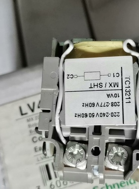 施耐德NSX塑壳MN/UVR欠压脱扣器线圈LV429407分励脱扣MX LV429394