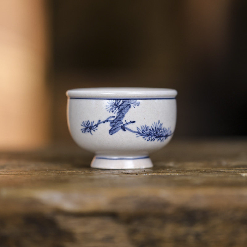 梵山堂茶杯青花松树松针小金钟杯