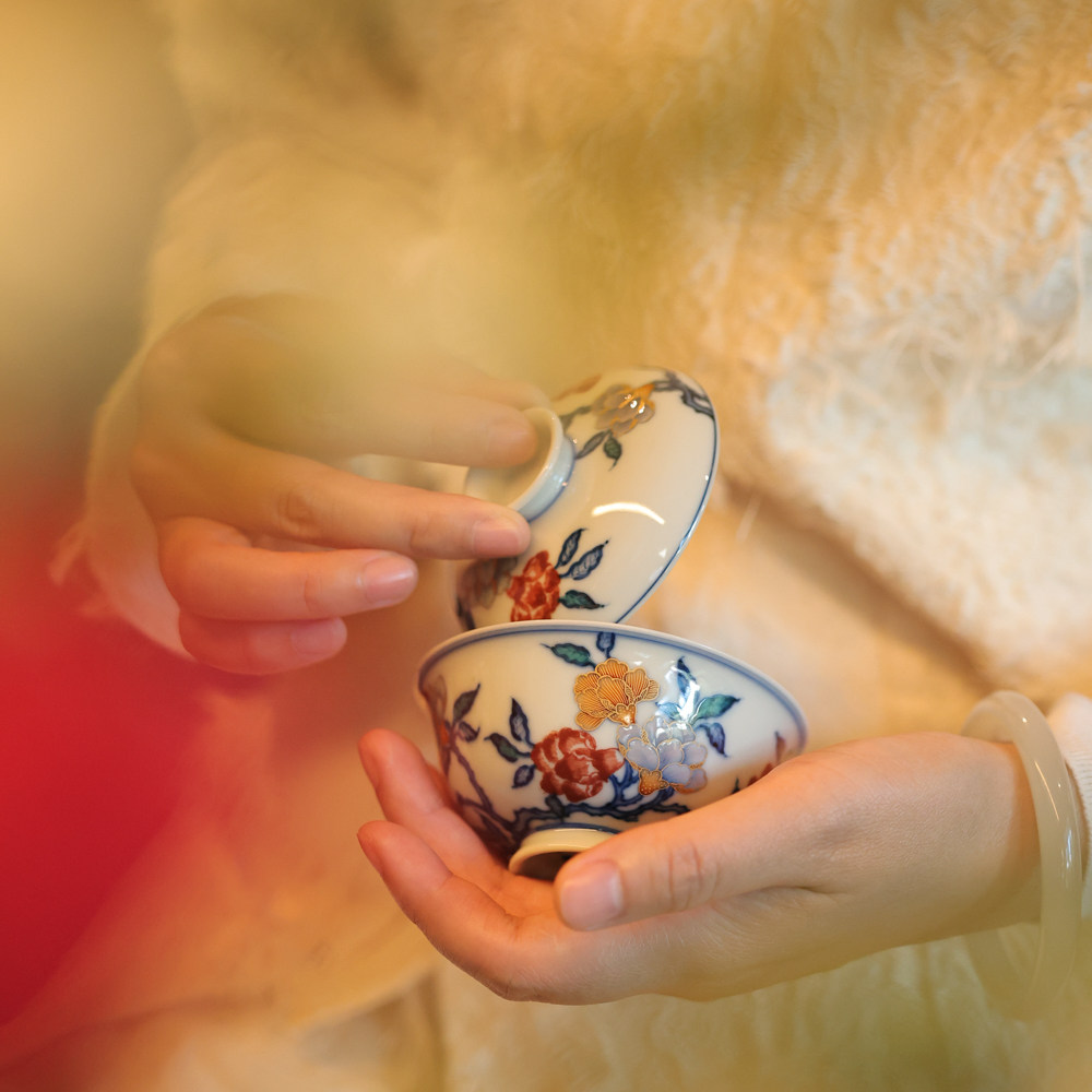 婵韵玗琪轩茶具釉里红石榴花盖碗