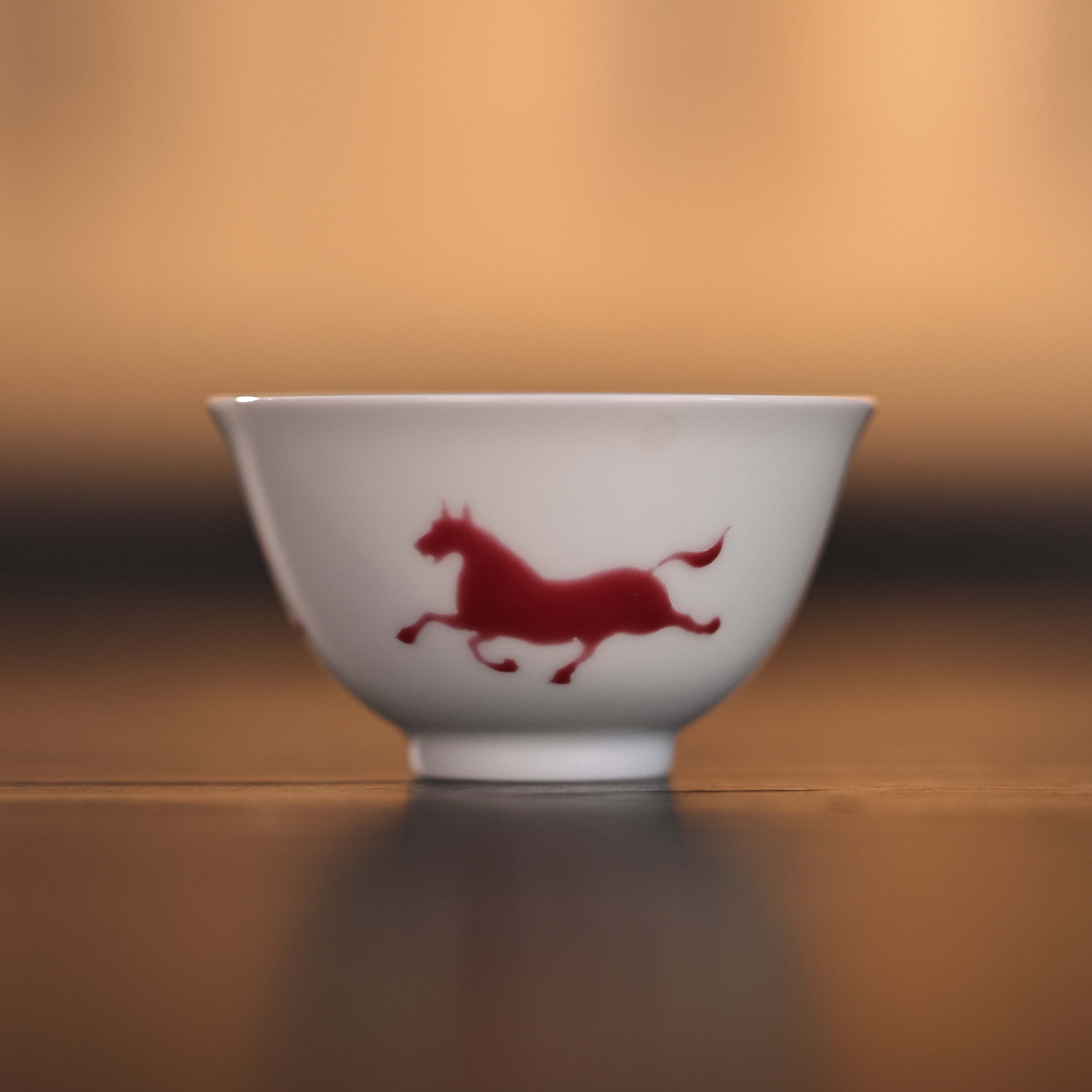 忘言造物茶具胭脂红三马纹小品杯