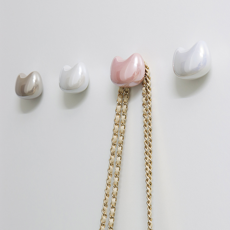 新款元宝猫衣柜外侧面挂钩免打孔高级感创意衣柜旁粘贴挂衣钩单个