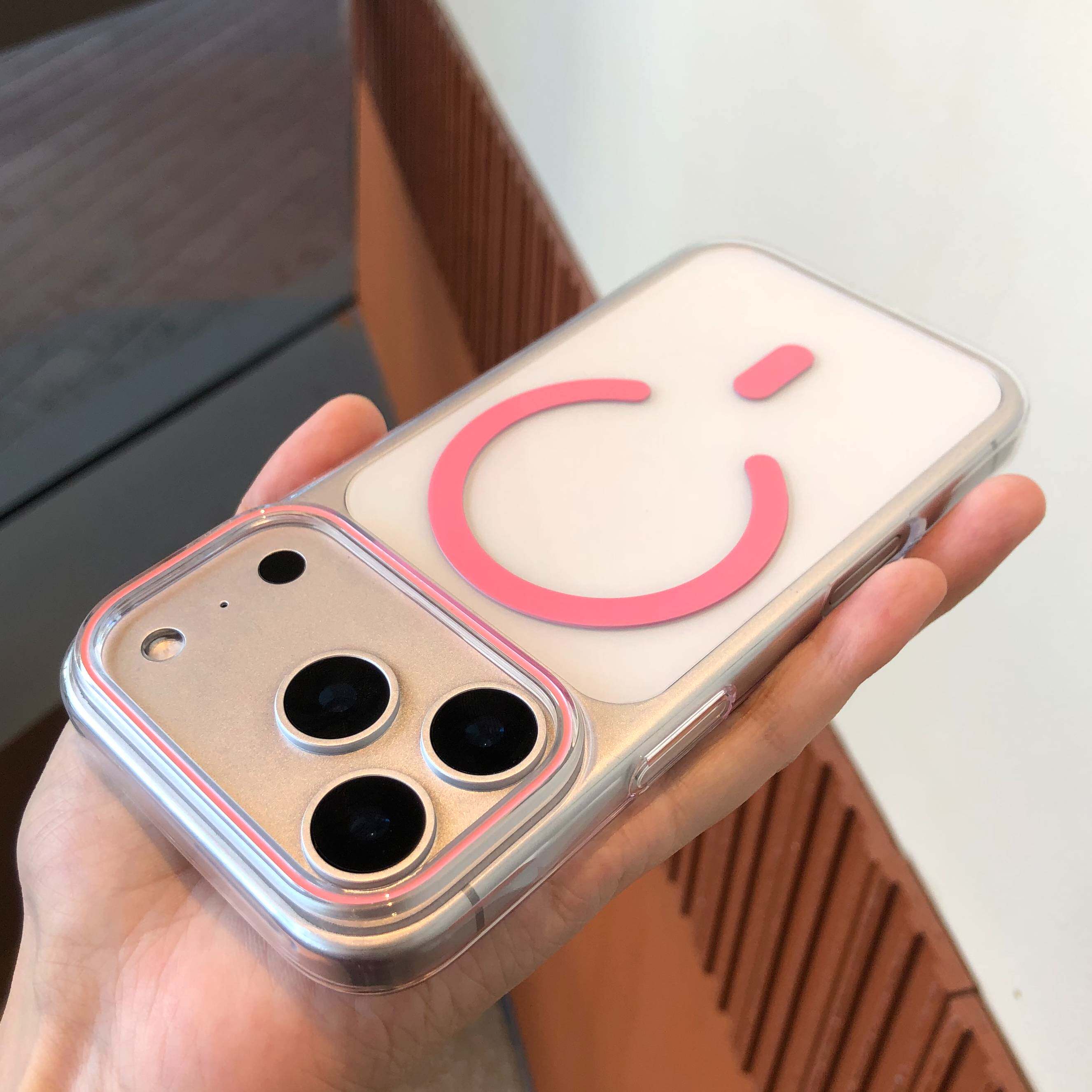 适用于苹果17手机壳磁吸新款iphone17promax透彩保护套简约大孔半包苹果16Pro透明硬壳16puls高级感超薄防摔