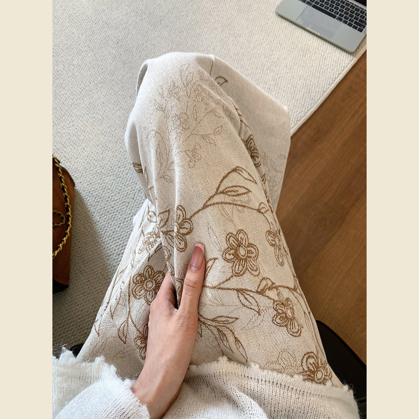 杏色复古洗水刺绣提花水墨风牛仔裤女春夏2026年新款宽松阔腿裤子