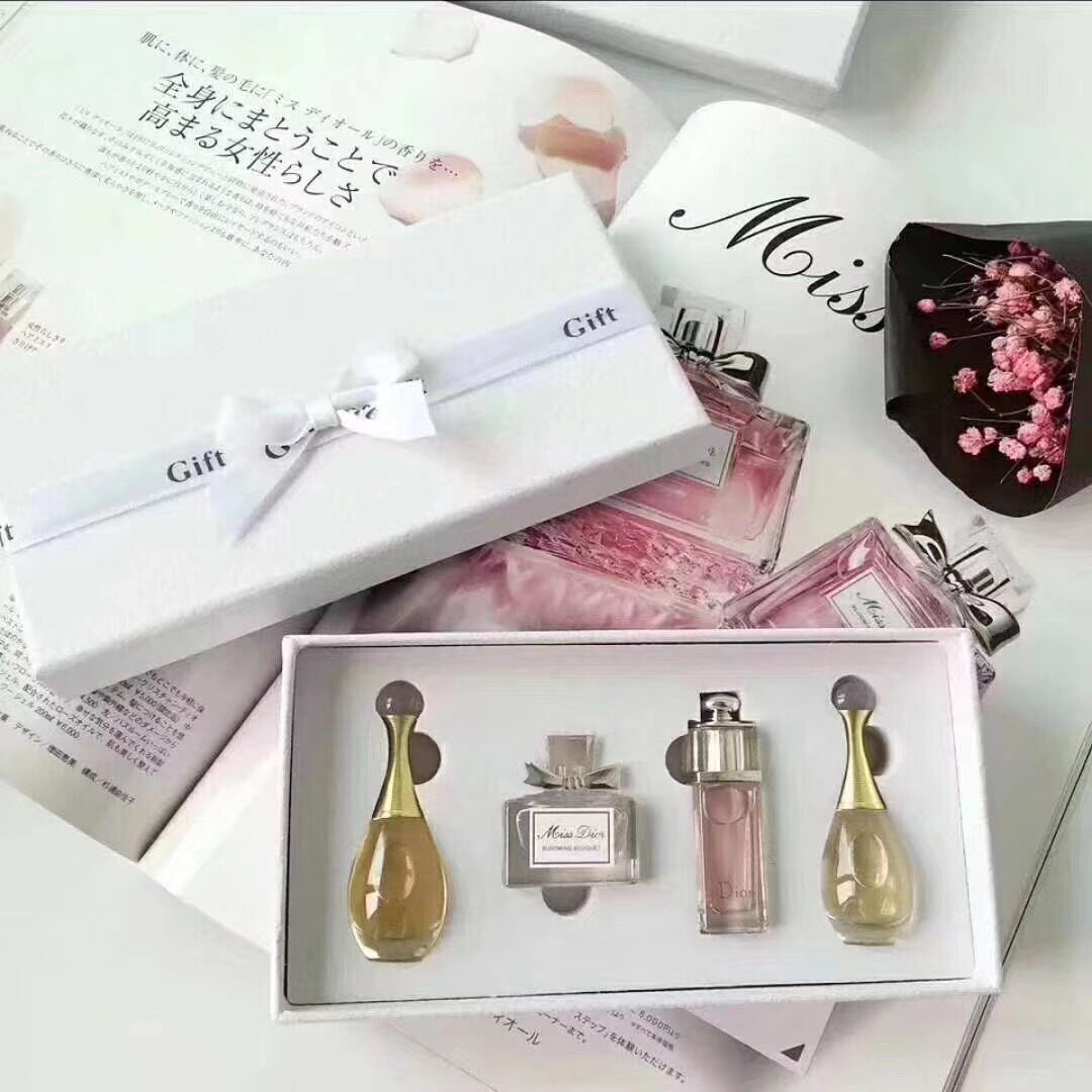 Q版香水礼盒小样情人七夕节礼物送女友闺蜜朋友高级香氛套盒