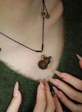 SUMOJEWEL《胖葫》新中式复古禅意福禄可拆卸奇楠沉香吊坠项链