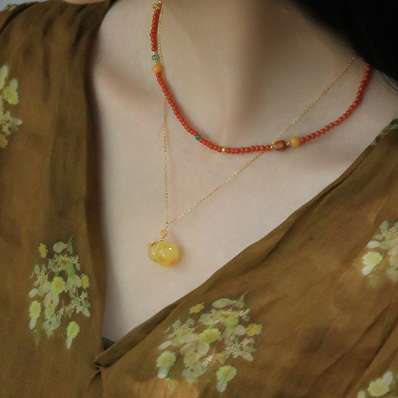 SUMOJEWEL【杏儿酿】新中式蜜蜡小葫芦吊坠项链女锁骨链叠戴百搭