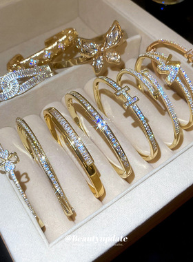 真金电镀镶钻字母开口手镯小众百搭手环2025新款轻奢高级感手饰女