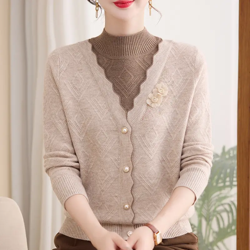 和满堂服饰商行新款妈妈冬装毛衣