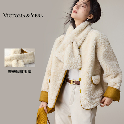 VICTORIA&VERA冬季翻折撞色袖线团扣外套皮毛一体短款赠云暖围脖