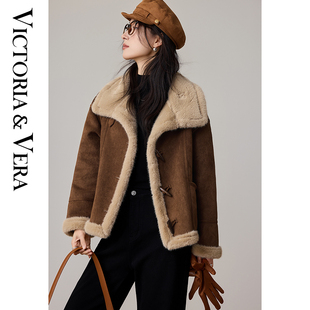 VICTORIA&VERA冬季咖色皮毛一体短外套复古牛角扣立领毛绒内里