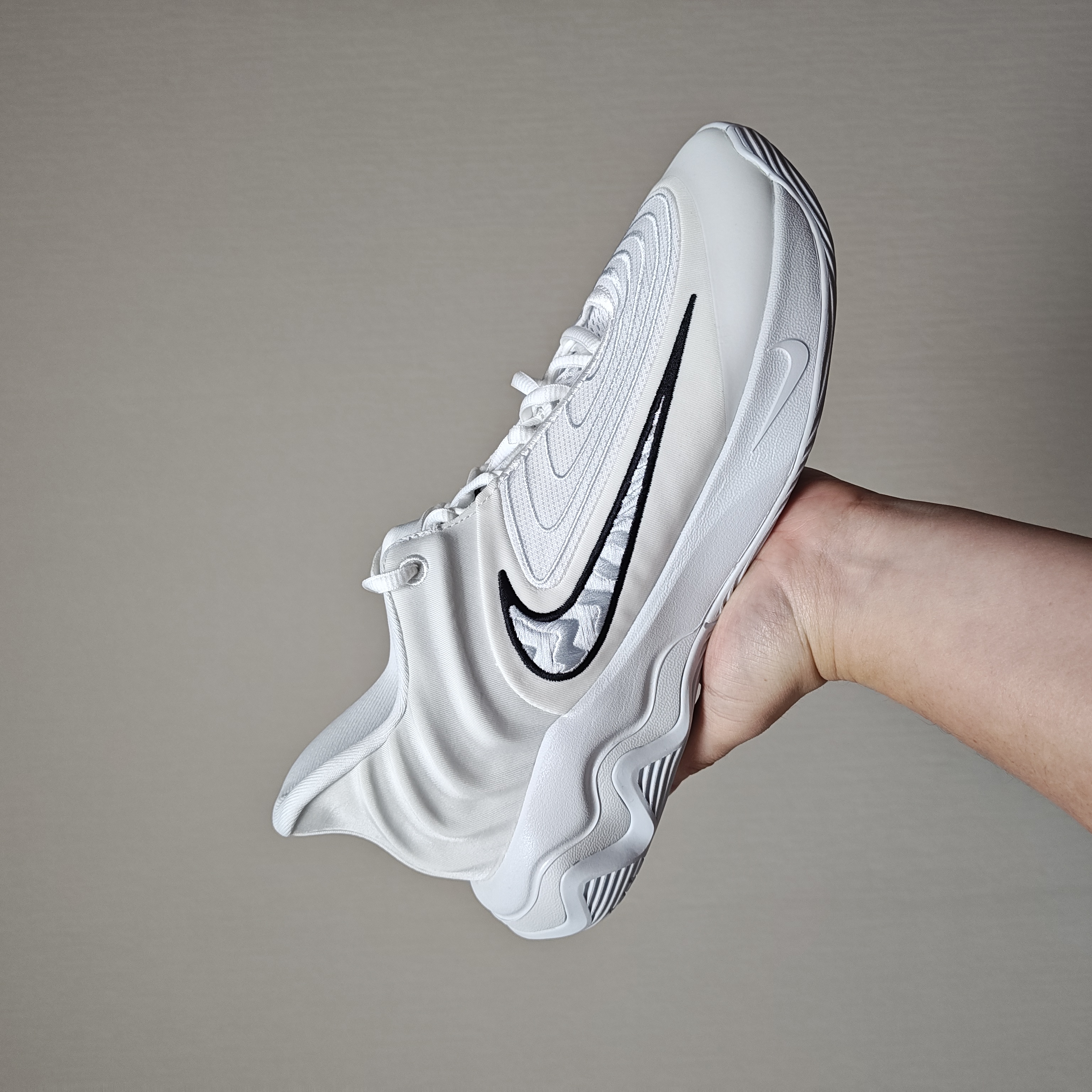 NIKE GIANNIS IMMORTALITY 4 EP 字母哥实战低帮篮球鞋FQ3681-100