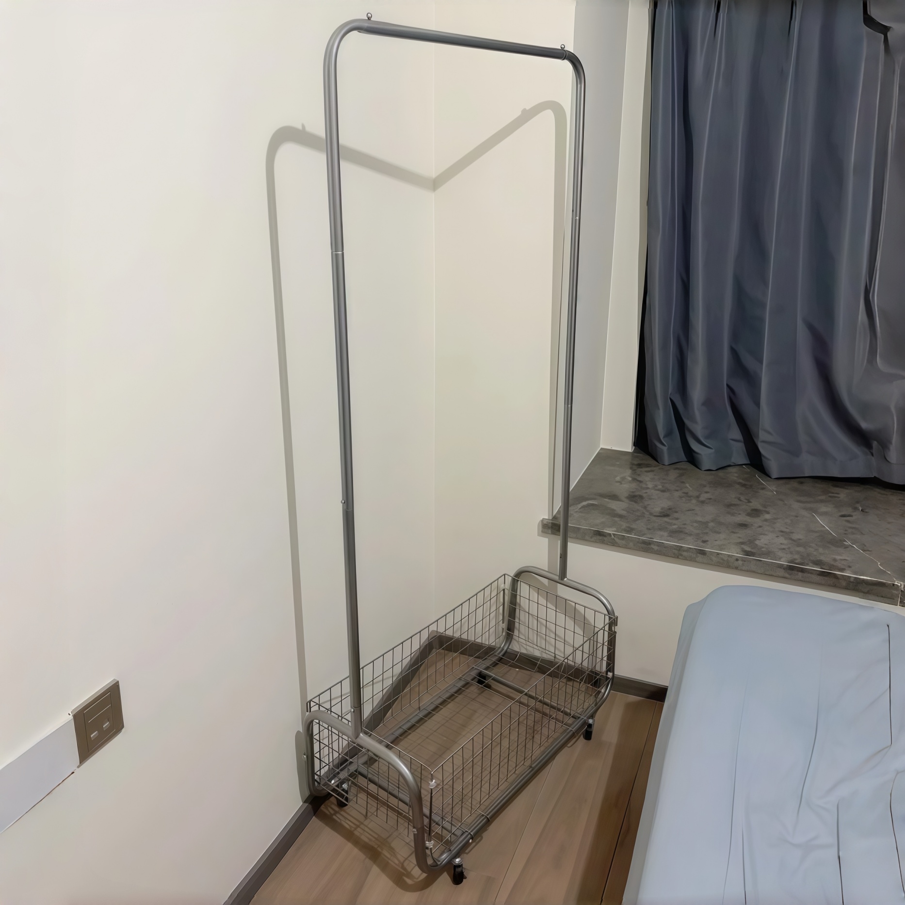 可以挂又可以收纳的衣帽架太香啦