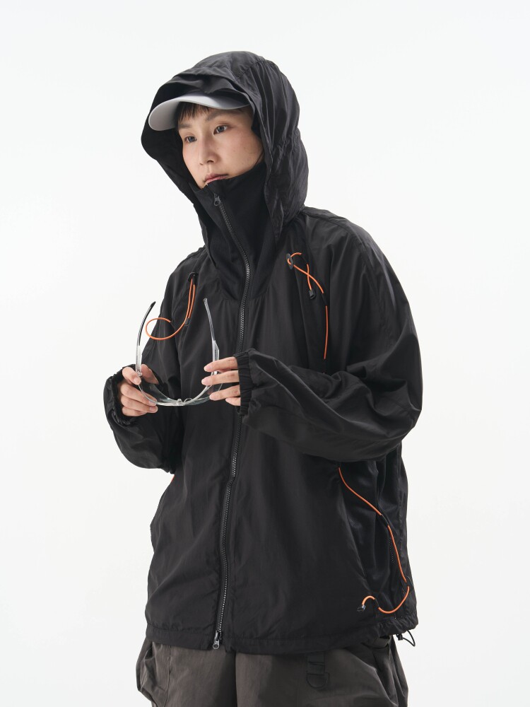 UPF50+ 멀티 포켓 드로스트링을 뺀 대비색상 후드 자외선 차단 의류는 발수성 시원함 속건성