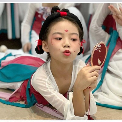 速发桃花妆舞蹈服巧悦梳妆演出拿复道手服镜古具古典舞表演服