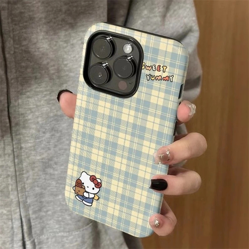 网红格纹卡通可爱kt猫适用苹果16Promax二合一菲林手机壳iP15新款mate60pro创意pura70可爱OPPOReno13简约s20