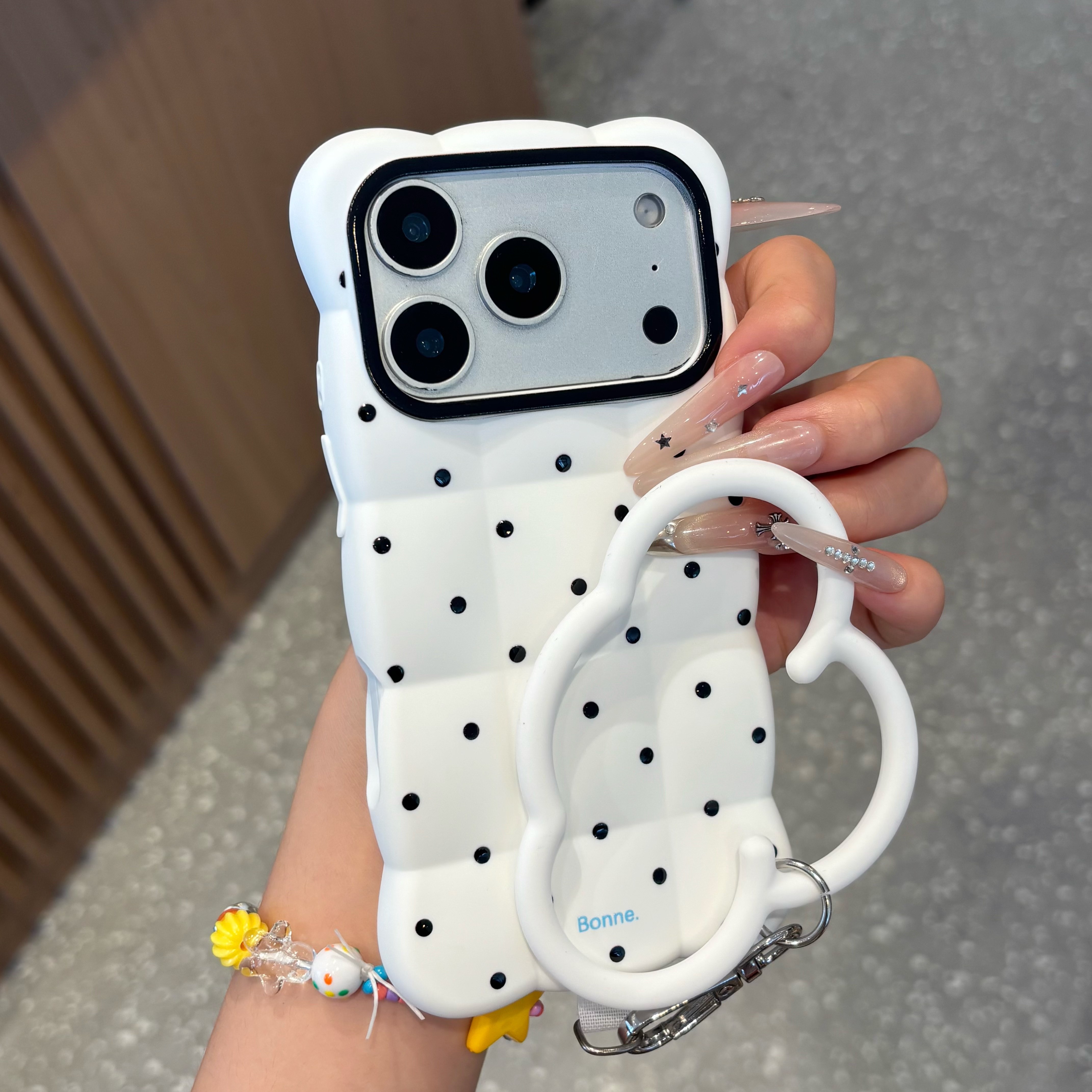 日韩ins超火云朵3D立体硅胶适用iphone17promax手机壳苹果16por高颜值18撞色15pro全包14云朵腕带13保护软壳
