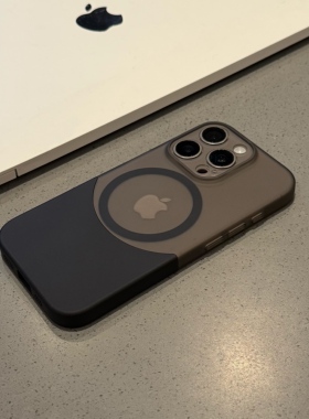 上下插拼适用苹果17promax肤感磨砂iPhone16/15拼接手机壳14pm磁吸无线充电ip13/12超薄11男女plus全包保护套