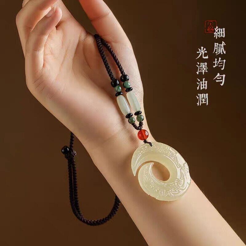 高档白玉时来运转项链长