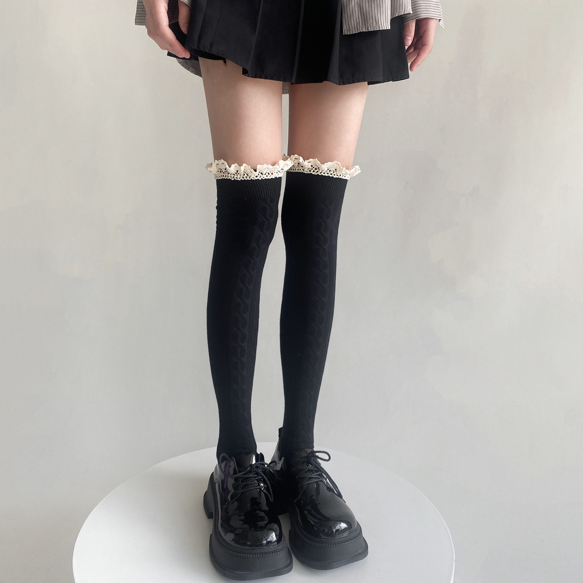 2024秋冬日系麻花竖纹过膝袜花边拼接长筒袜子女甜美靴袜高筒袜