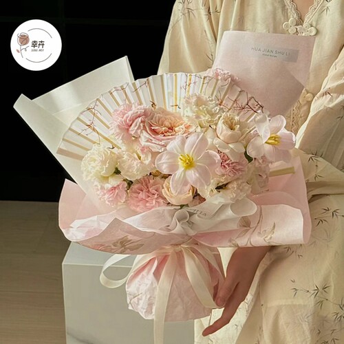鲜花花艺折扇花束手捧花装饰扇子