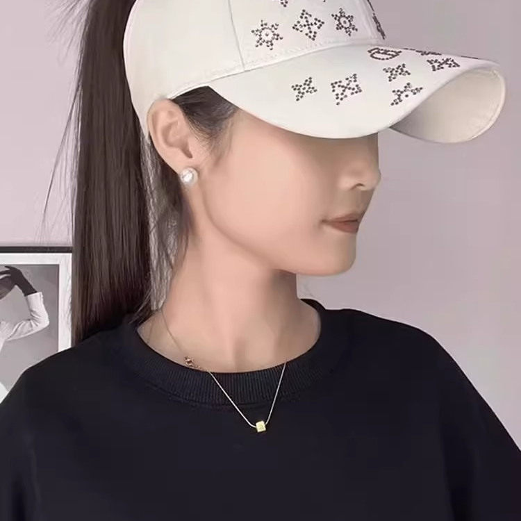 2026新款帽子女春夏防晒遮阳鸭舌帽时尚轻奢水钻大头围百搭棒球帽