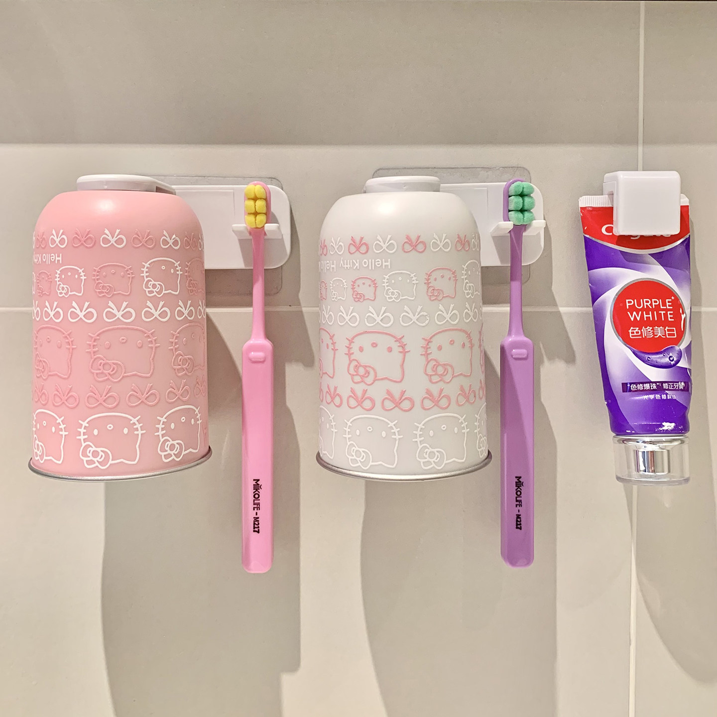 日式可爱磁吸漱口杯牙刷置物架壁挂刷牙杯倒挂电动牙刷挂架免打孔