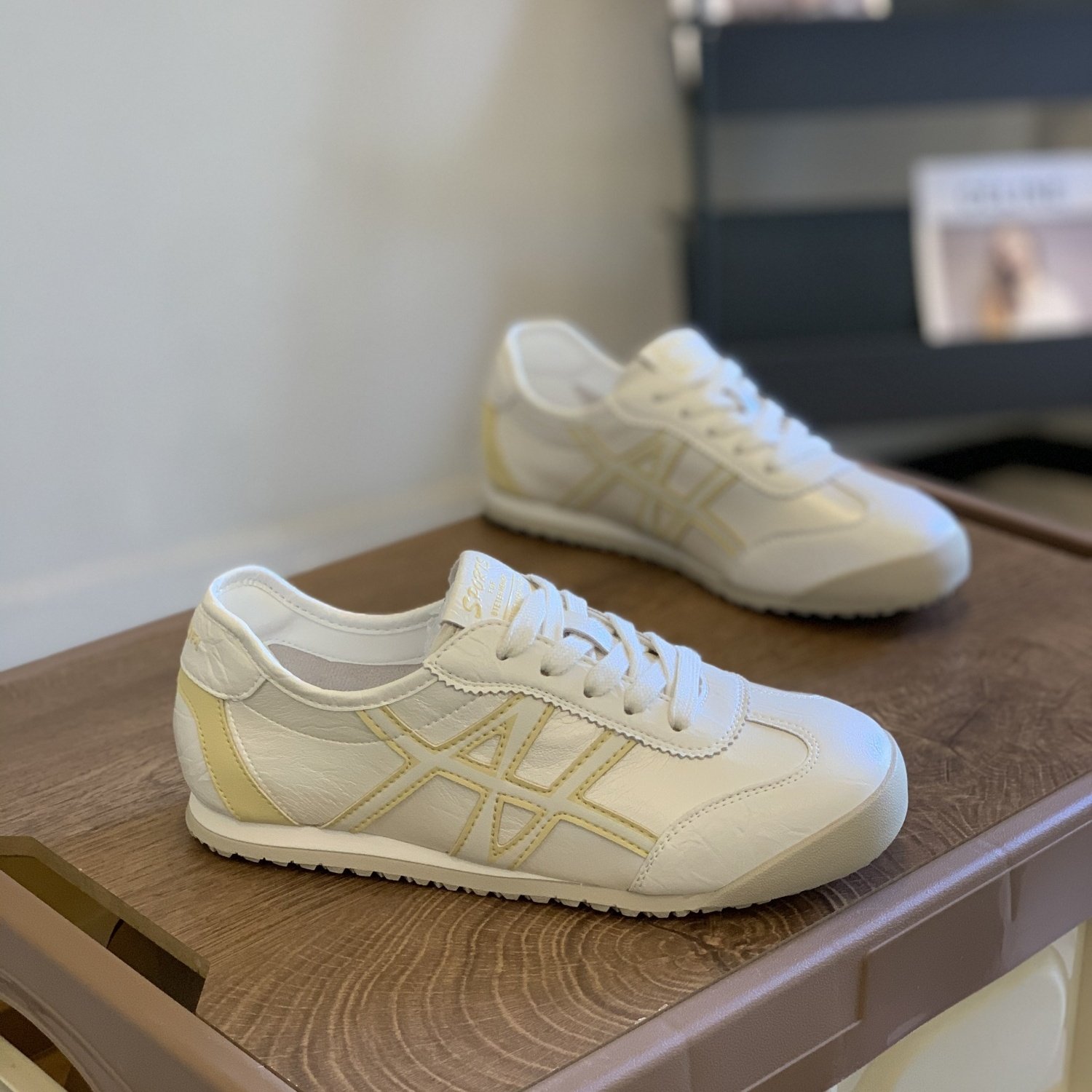 复古时尚平底系带德训鞋女2025秋季新款百搭舒适休闲简约小白鞋,女鞋,德训鞋,淘宝优惠券,粉丝福利购,淘宝优惠卷